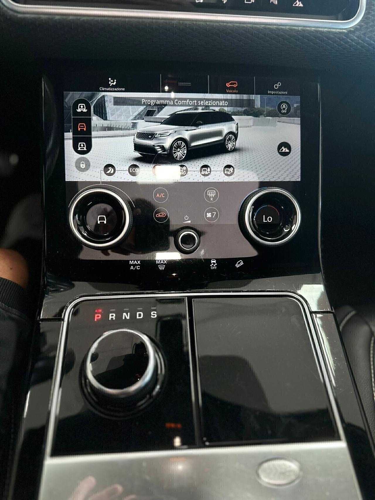 Range Rover Velar 2.0D I4 240 CV R-Dynamic