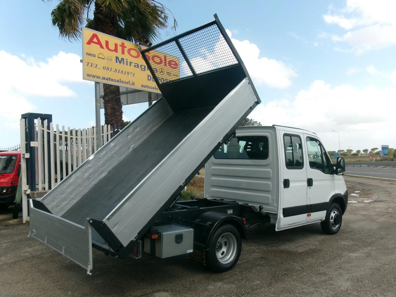 Iveco Daily 35C15 3000 150CV 200000 KM DOPPIA CABINA 7P RIBALTABILE TRILATERALE