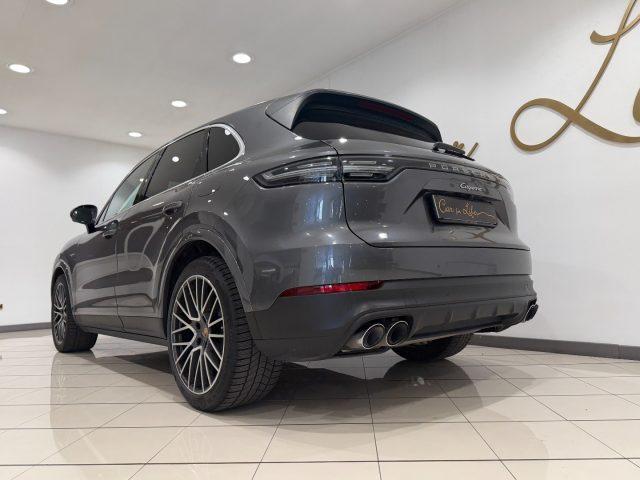 PORSCHE Cayenne 3.0 Hybrid V6 IVA ESPOSTA