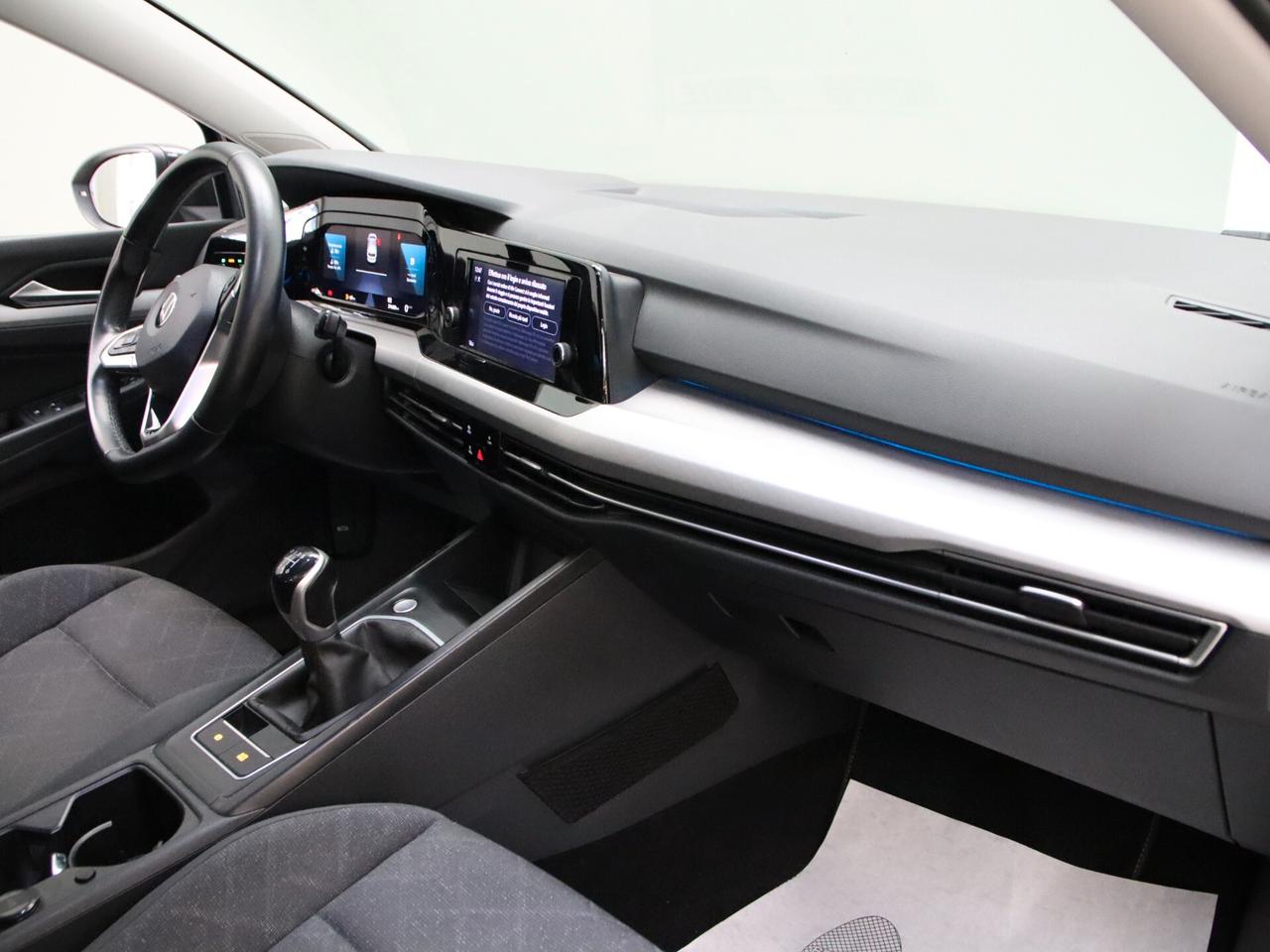 VOLKSWAGEN GOLF VIII 2020 1.0 tsi evo Life 110cv NEOPATENTATI IVA ESPOSTA