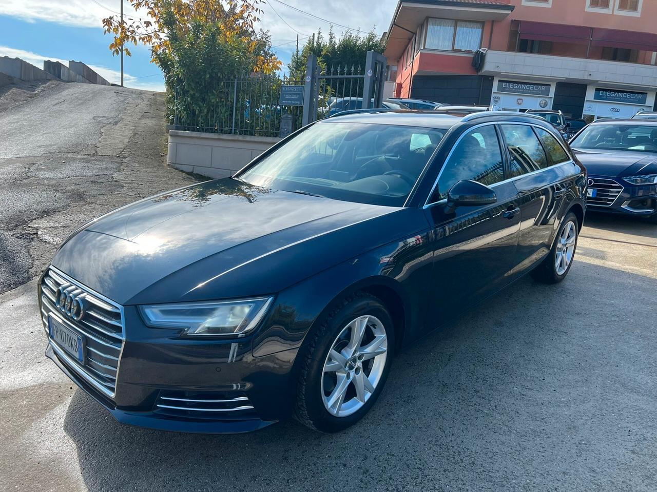 Audi A4 2.0 TDI 150 CV Business * AUTOCARRO 5 POSTI*