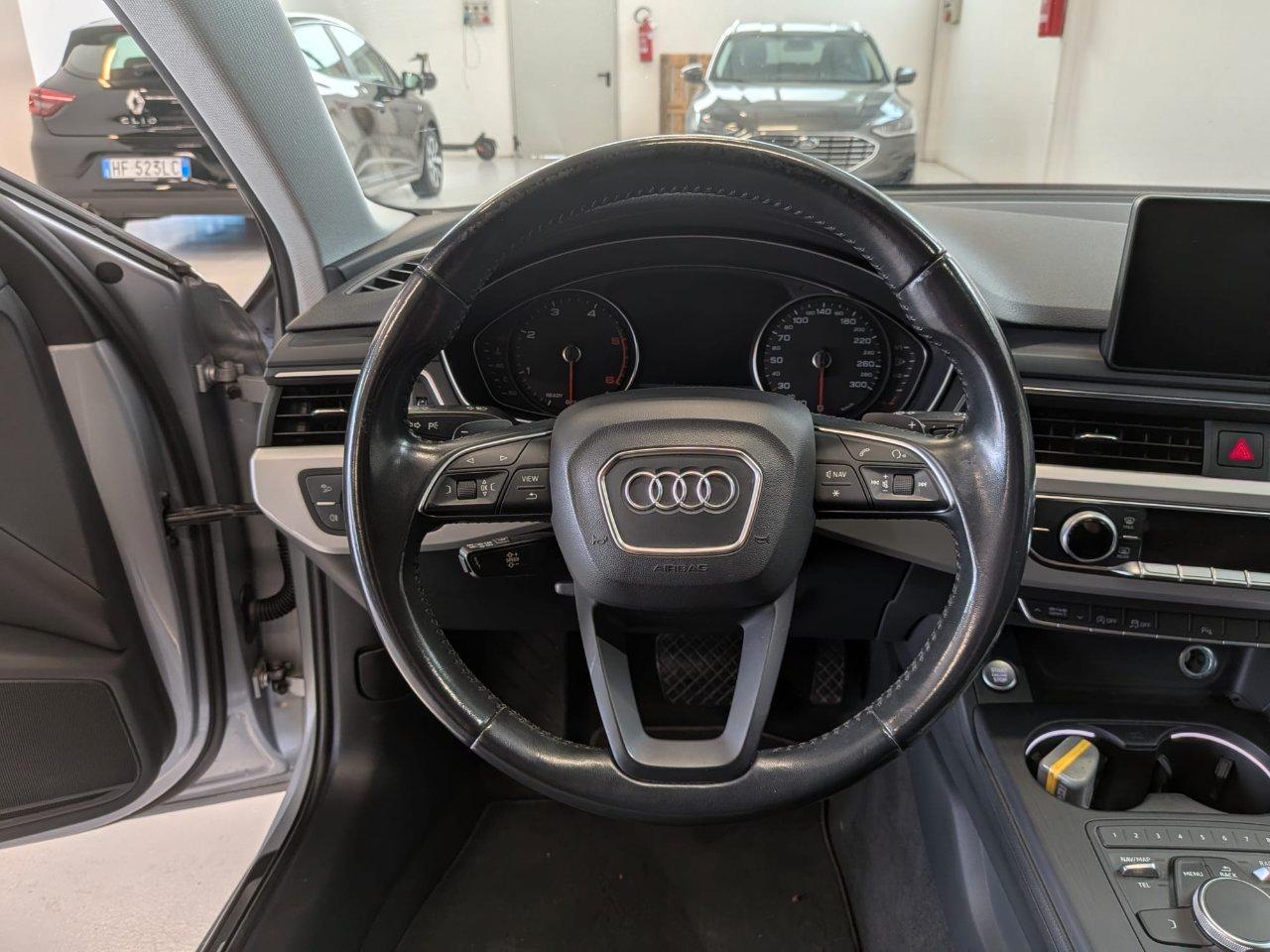 Audi A4 Avant 35 2.0 tdi Bus Sport 150cv s-tronic