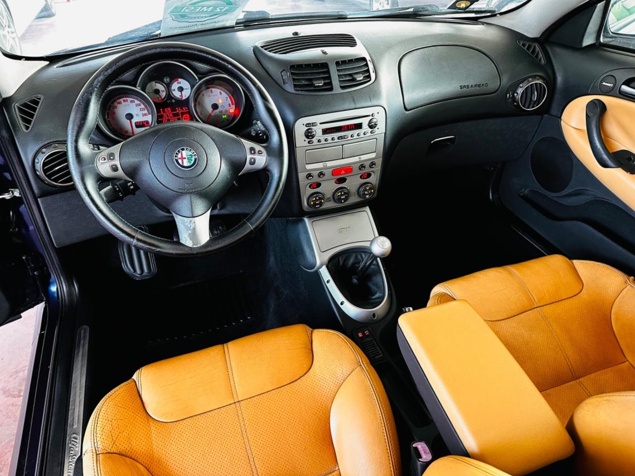 Alfa Romeo GT 2.0 JTS 16V Progression