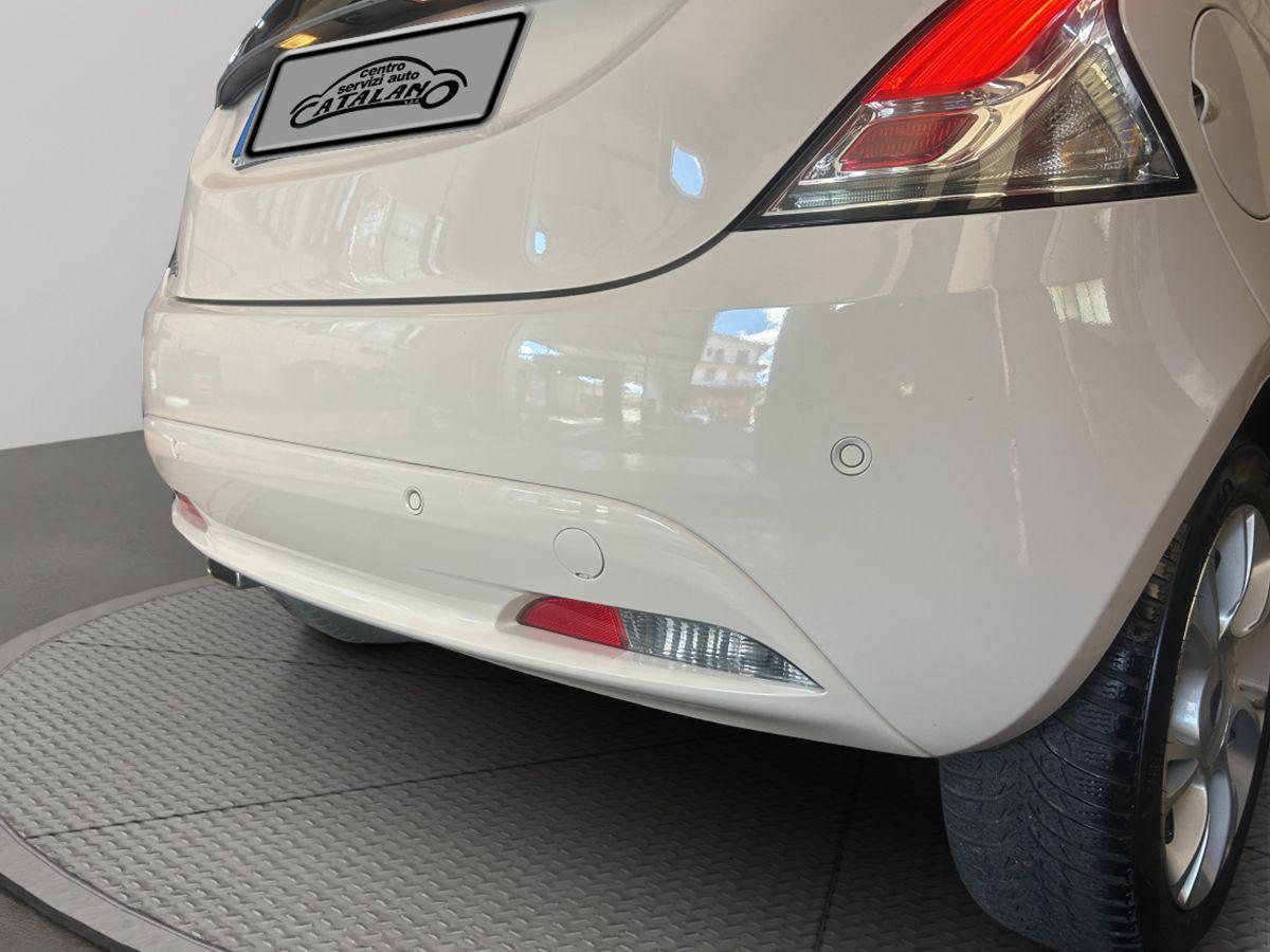 LANCIA - Ypsilon - 1.3 MJT 95 CV 5p. S&S NAVI Opening Ed