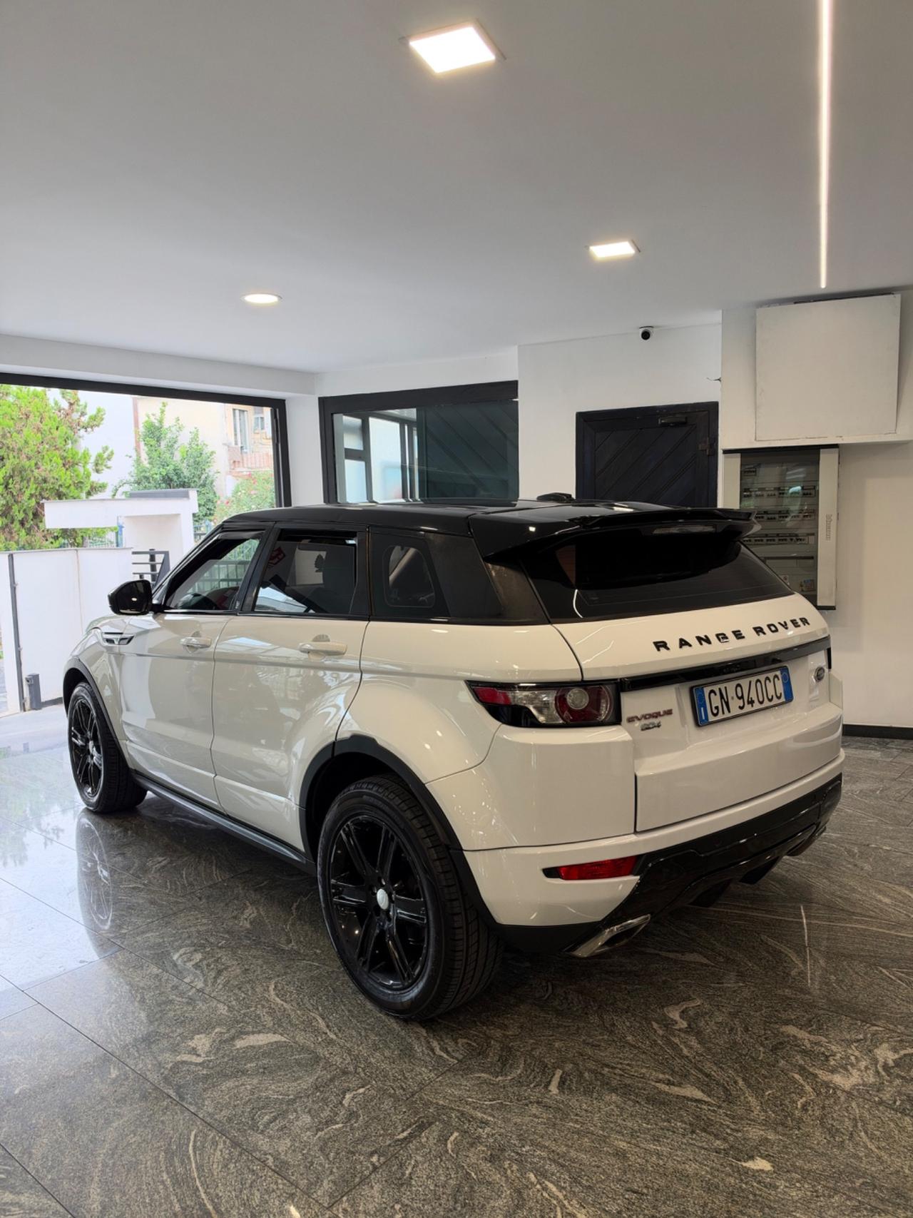 Land Rover Range Evoque 2.2 TD4 5p. Pure Tech Pack