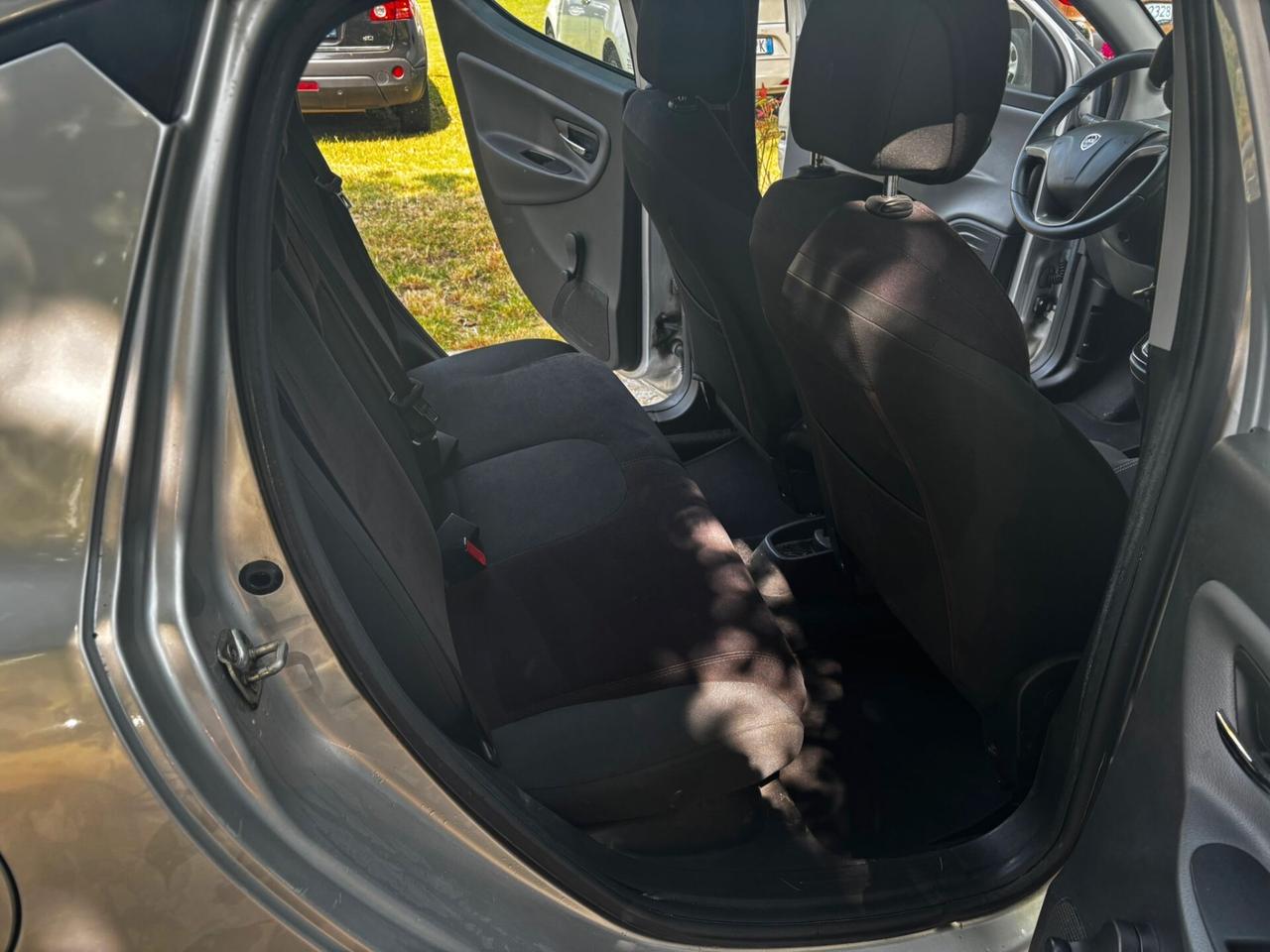 Lancia Ypsilon 1.3 MJT 16V 95 CV 5 porte S&S Silver IDONEA PER NEOPATENTATI UNICO PROPRIETARIO