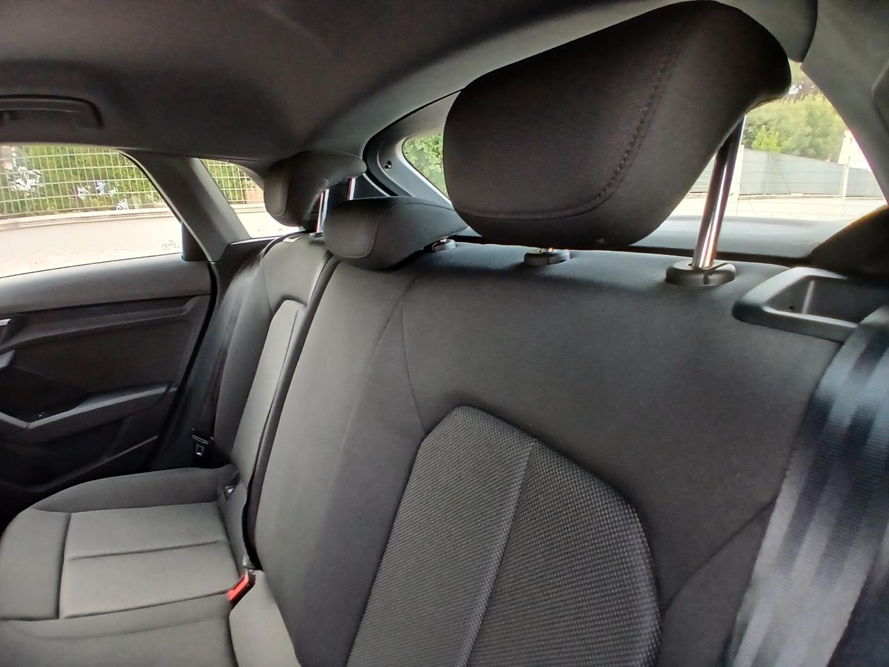 Audi A3 SPB 30 TDI Business Advanced