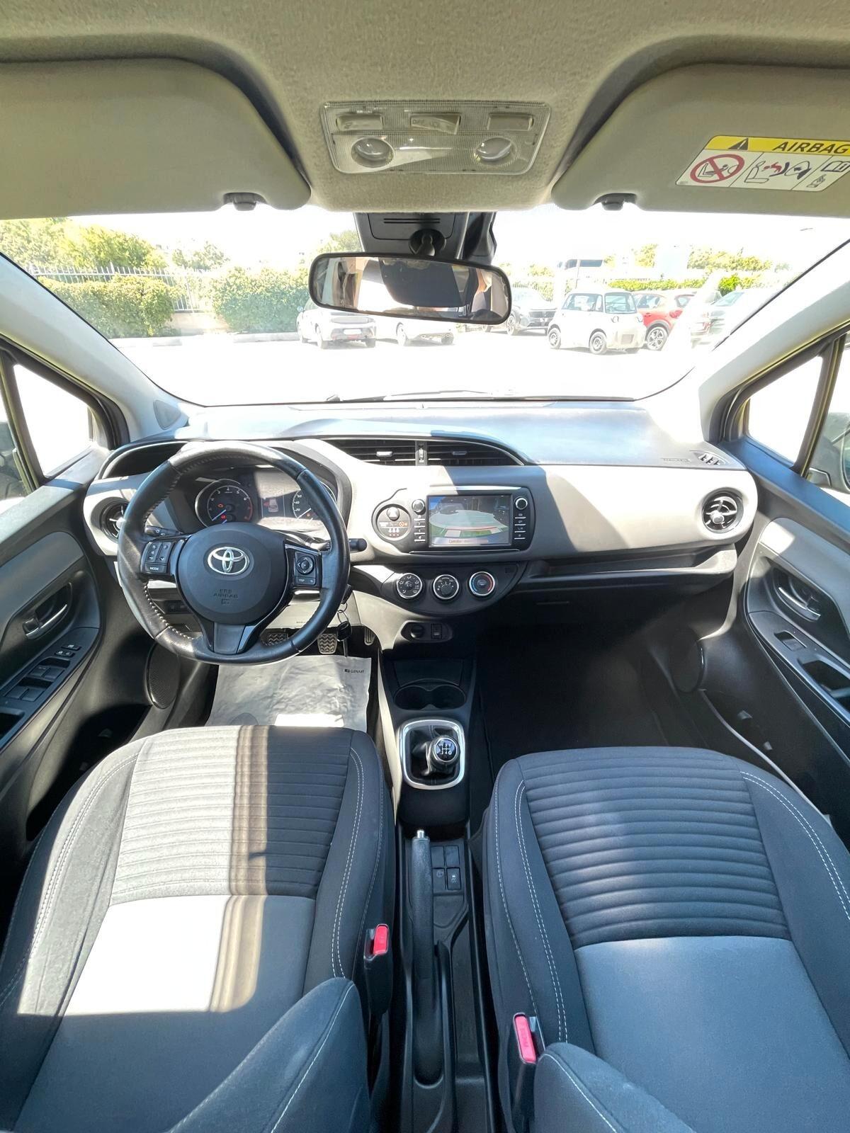 Toyota Yaris 1.5 5 porte Lounge