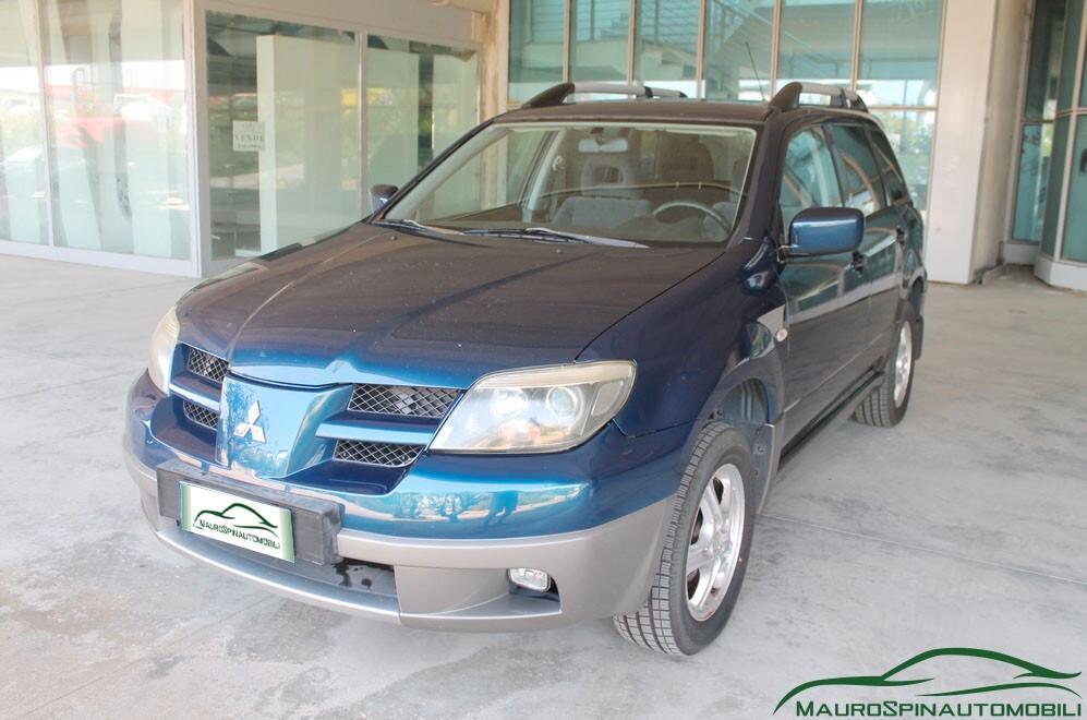 Mitsubishi Outlander 2.4i 16V 4WD Sport