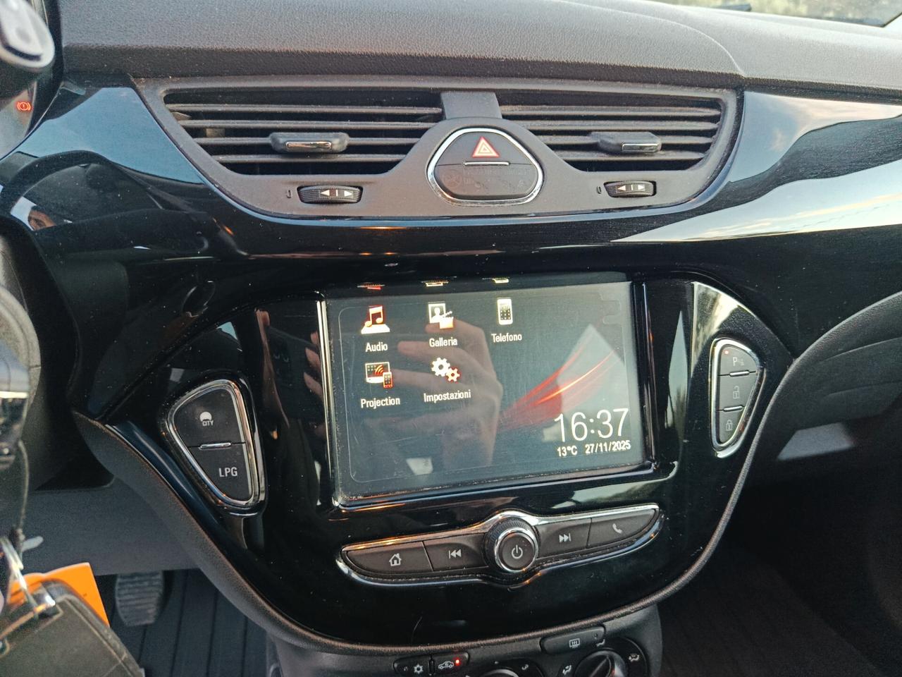 Opel Corsa 1.4 90CV GPL Tech 5 porte Advance