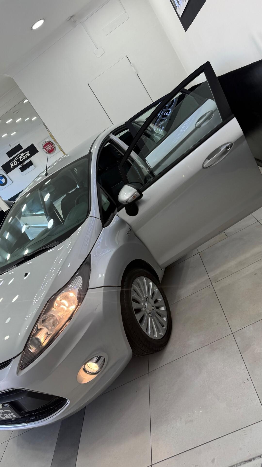Ford Fiesta 1.4 TDCi 5p. Titanium