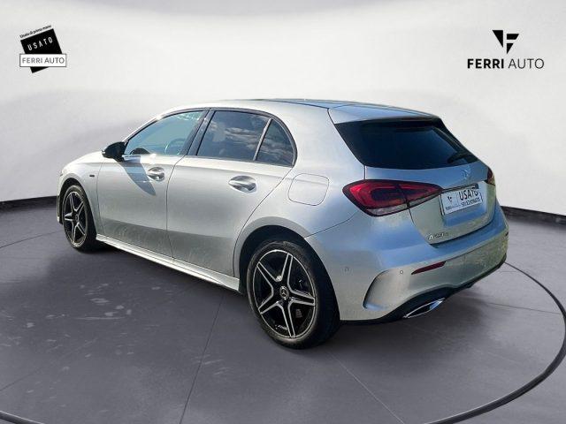 MERCEDES-BENZ A 250 e Automatic EQ-Power Premium edition