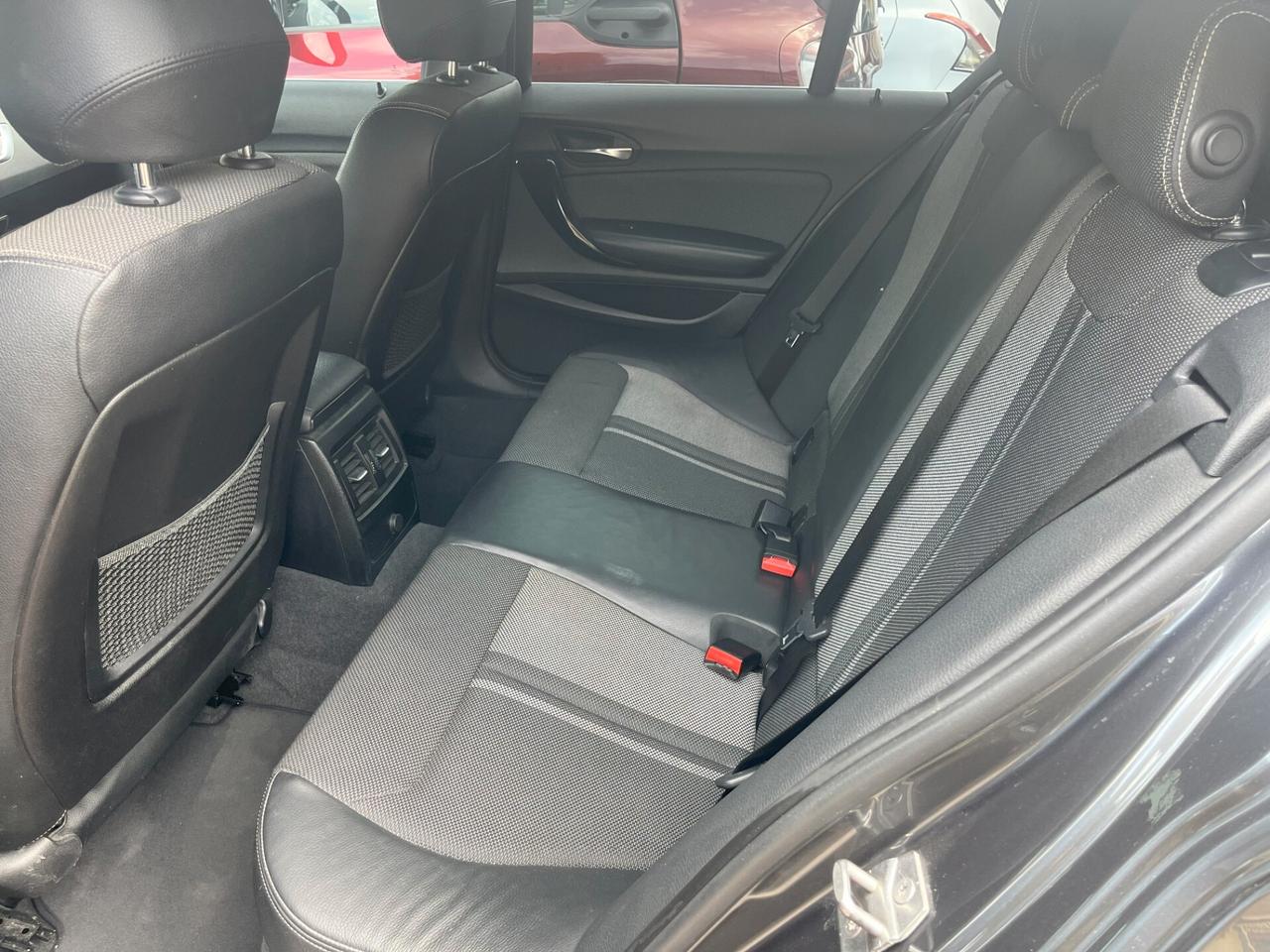 Bmw 118 118d 5p. Sport