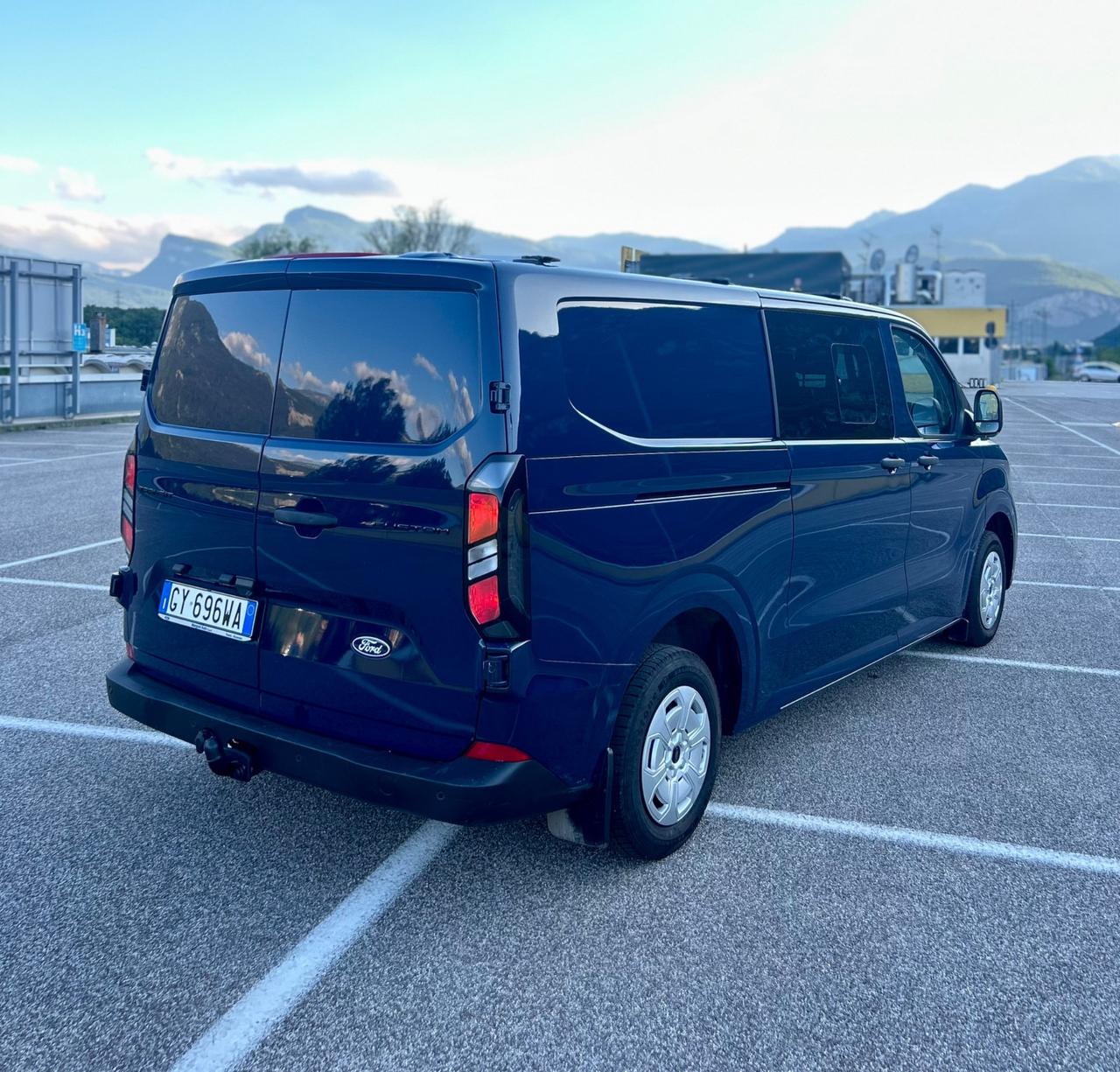 Ford Transit Custom 320 Trend EcoBlue 2025 DC