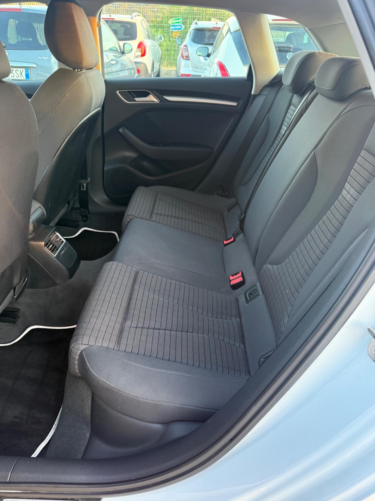 Audi A3 1.6 TDI clean diesel Ambition