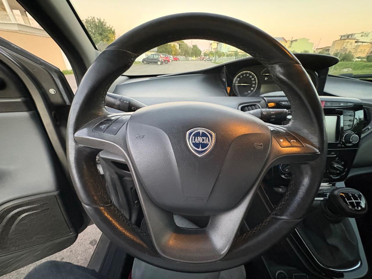 Lancia Ypsilon 1.2 Silver #7851