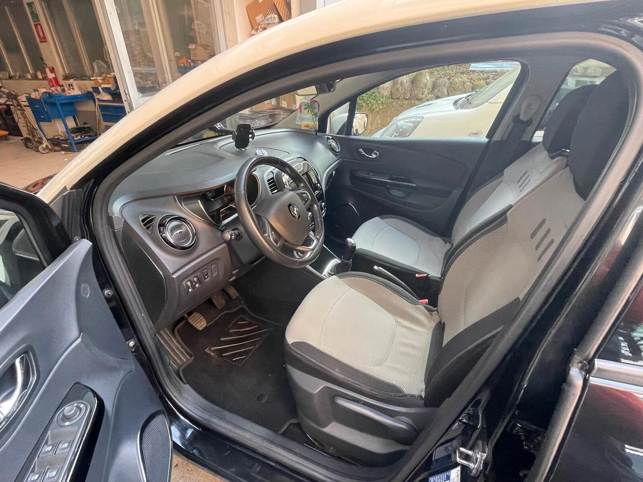 Renault Captur dCi 8V 90 CV EDC Start&Stop Energy Hypnotic