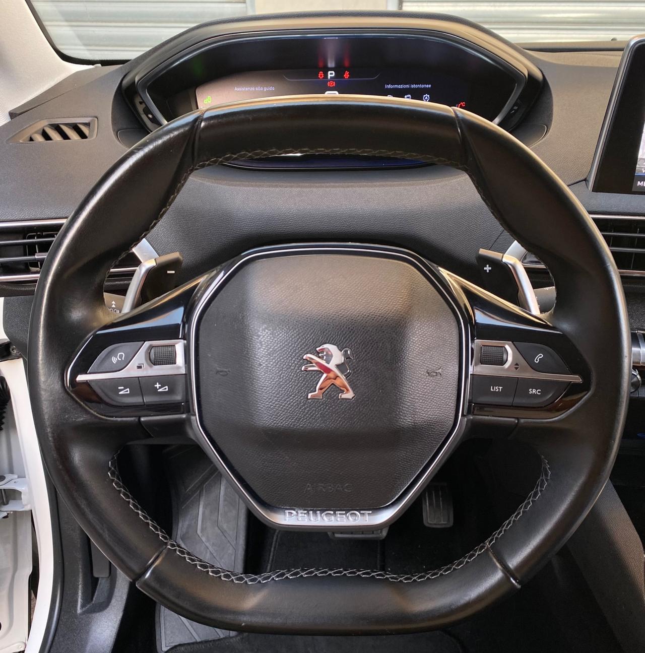 Peugeot 3008 BlueHDi 130 S&S EAT8 Allure