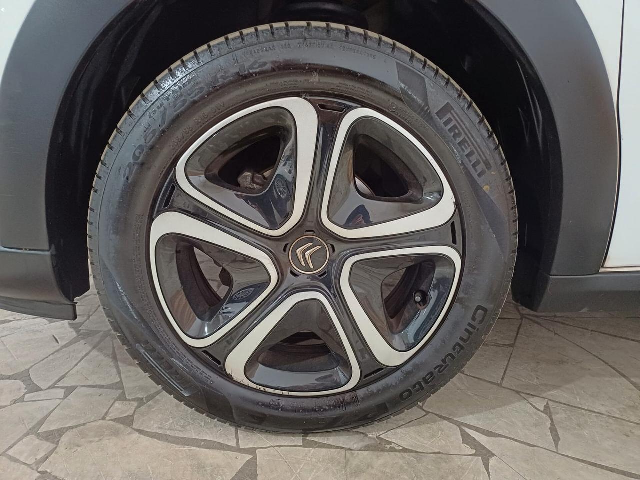 Citroen C3 1.2 Shine PARI AL NUOVO - 2019