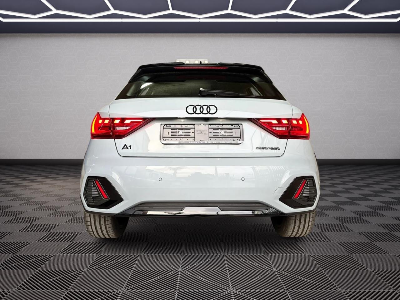 Audi A1 allstreet 30 TFSI S tronic Identity Contrast