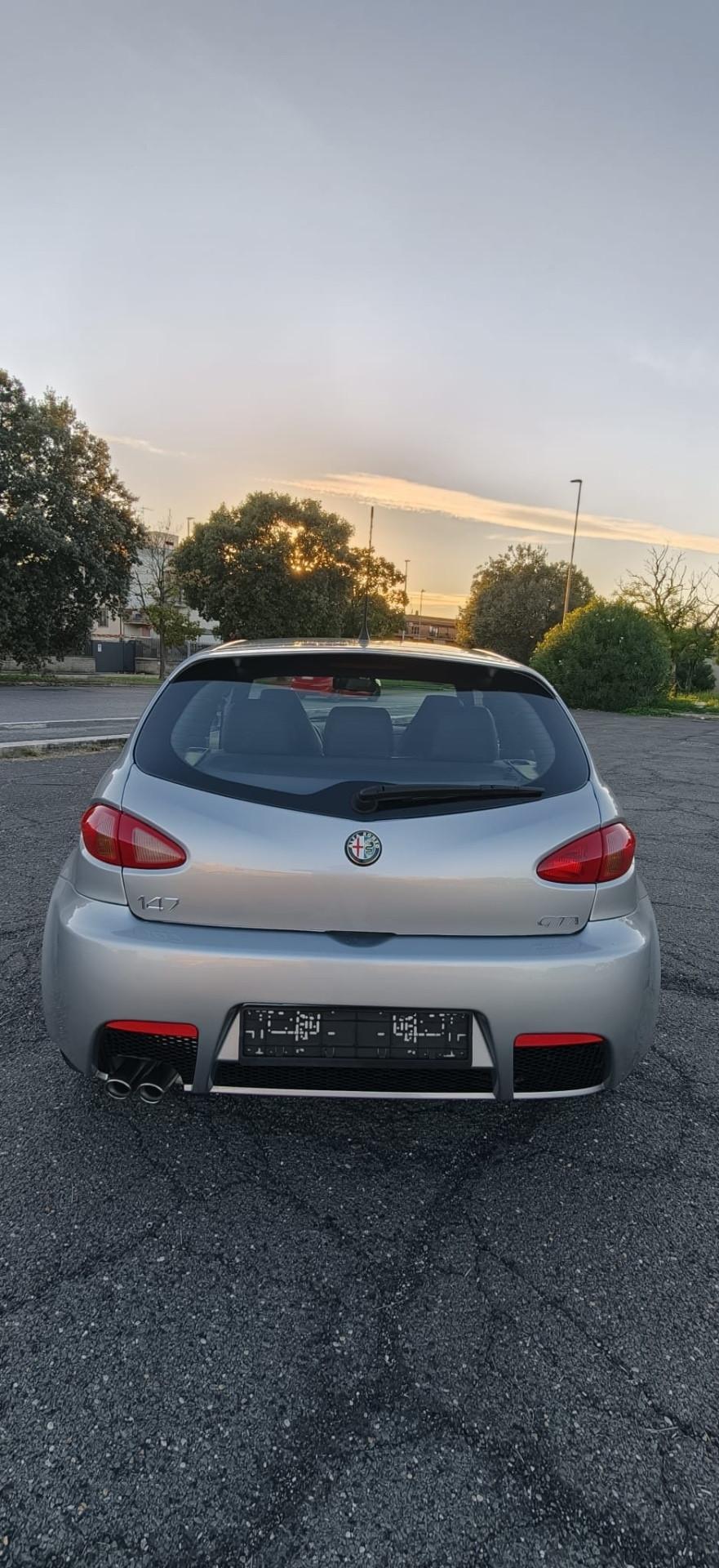 ALFA ROMEO 147 GTA 3.2 V6 ASI 69000K 2004