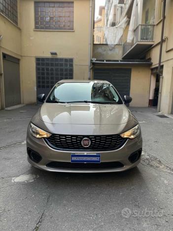FIAT Tipo 1.4 5 porte Easy