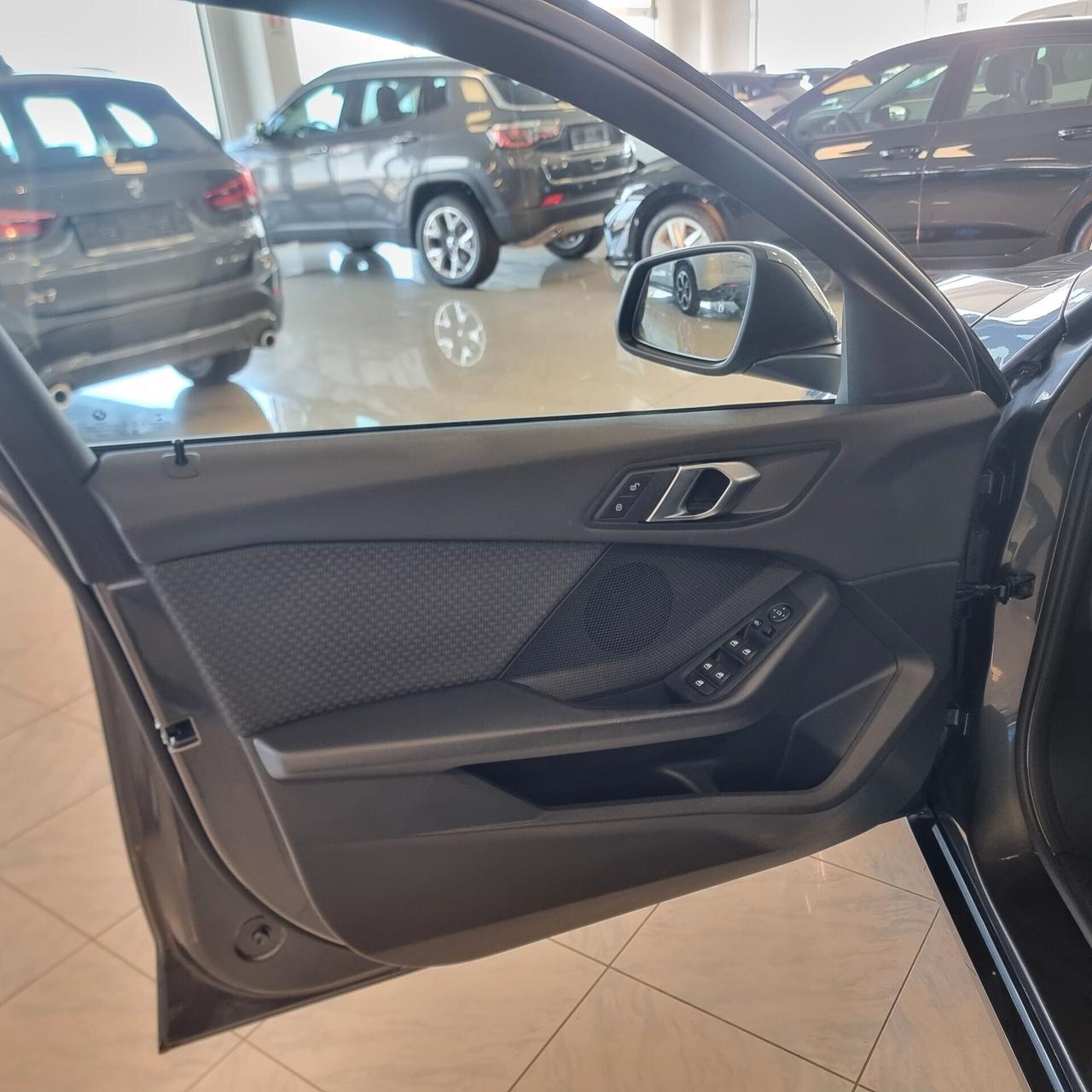 BMW Serie 1 116d Business Advantage 1.5 115cv Auto Euro 6D
