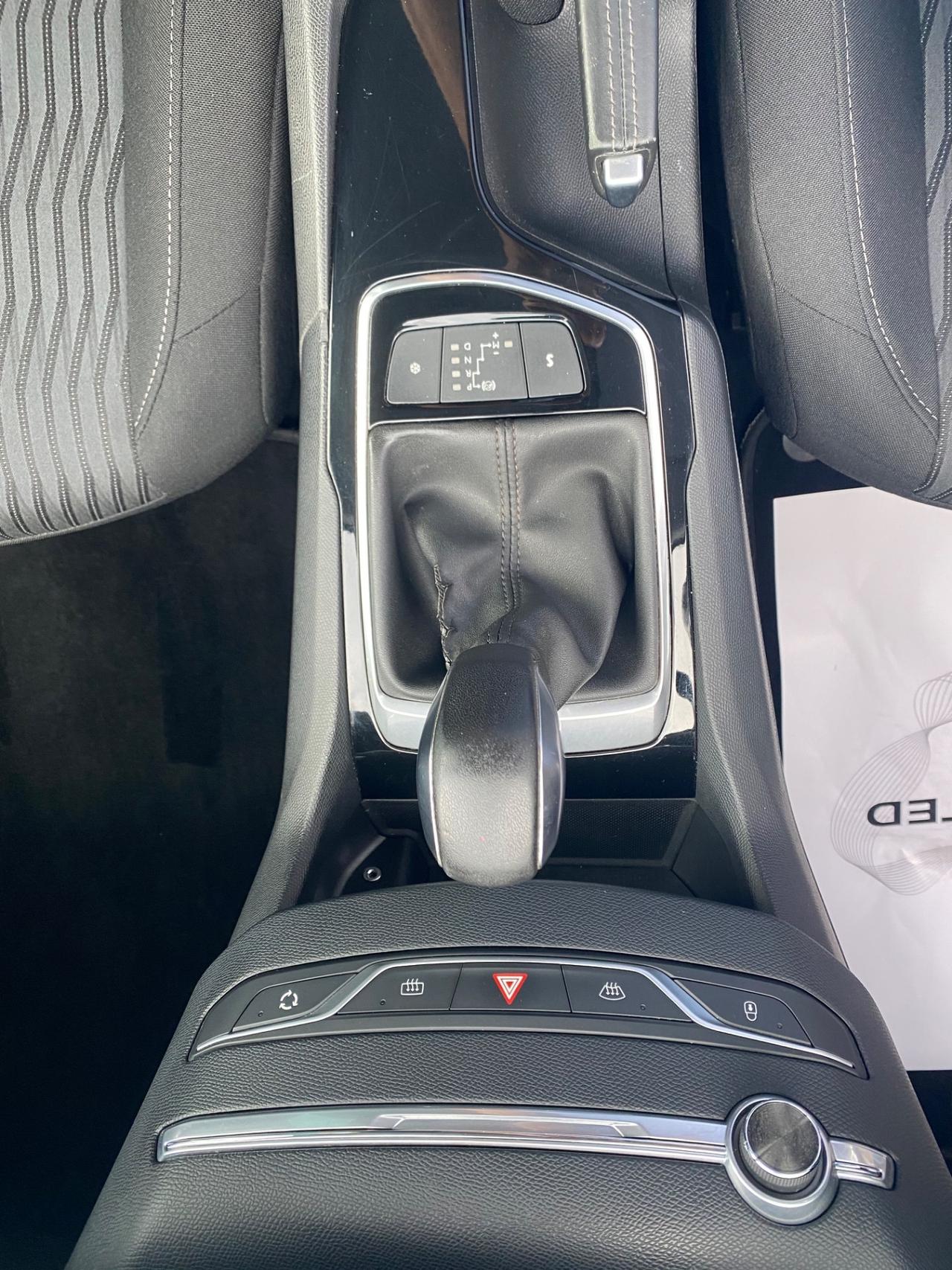 Peugeot 308 BlueHDi 120 S&S EAT6 Business