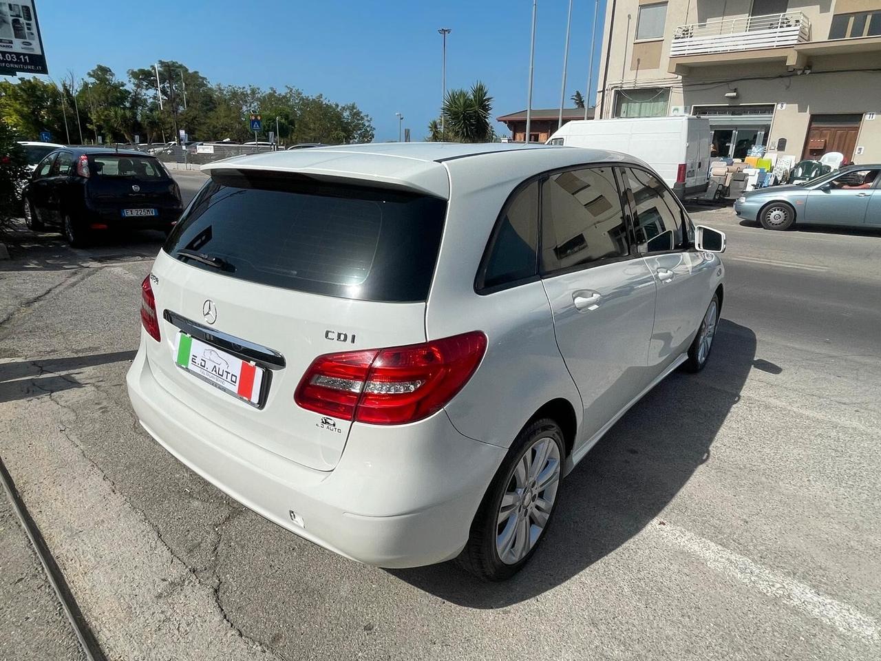 Mercedes-benz B 180 CDI BlueEFFICIENCY Premium