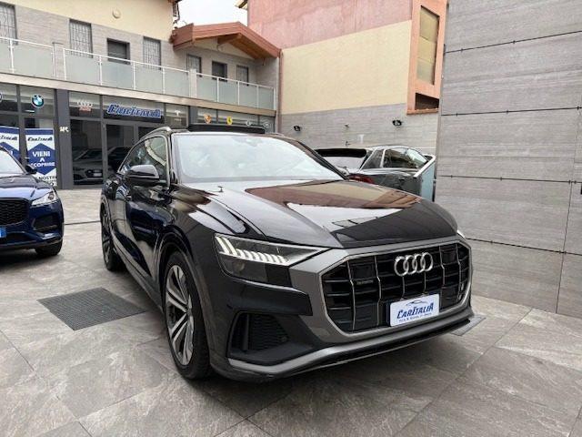 AUDI Q8 50 TDI 286 CV quattro tettuccio cerchi 22" D-TEMP
