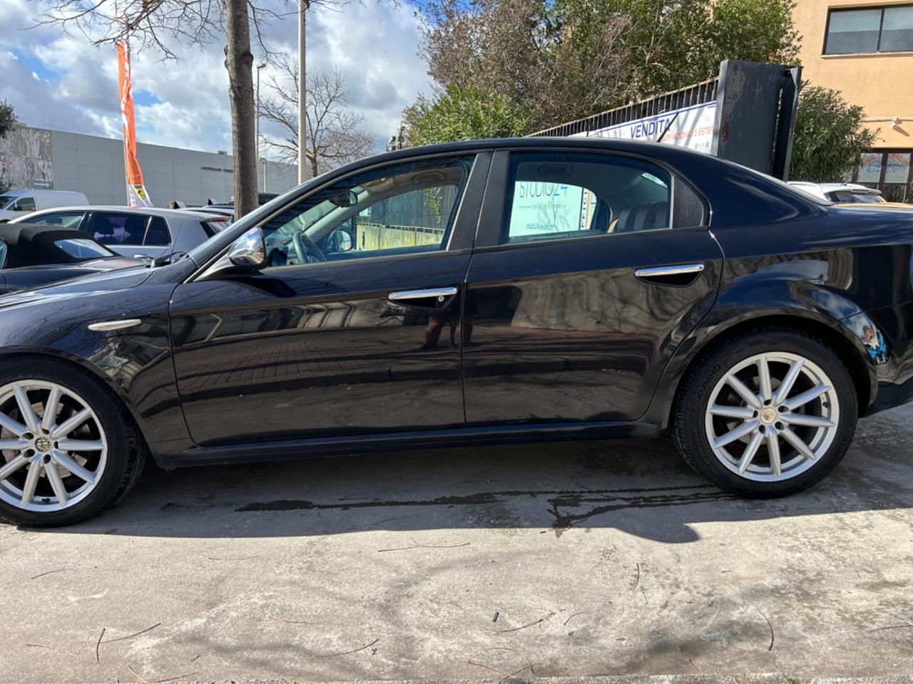 Alfa Romeo 159 1.9 JTDm AUTOM. Exclusive