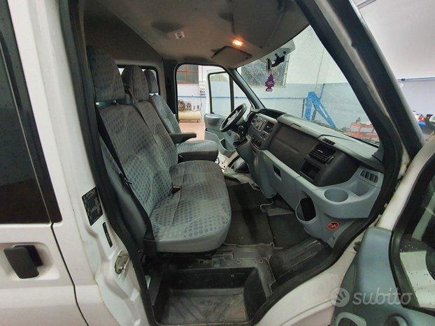 Ford Transit 300M 2.2 TDCi 115CV 9 Posti