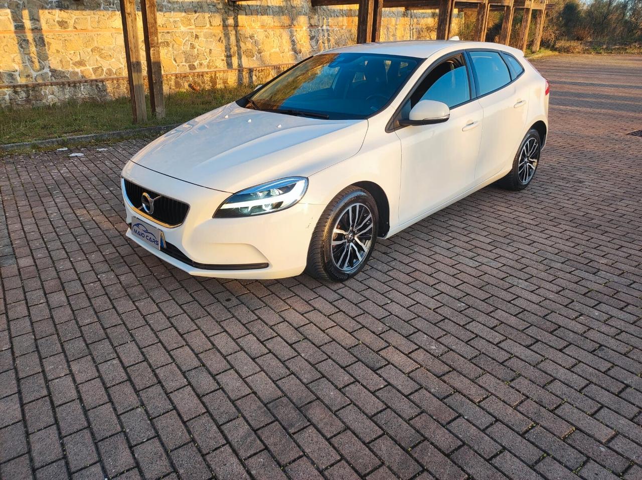 Volvo V40 D3 Geartronic Business Plus