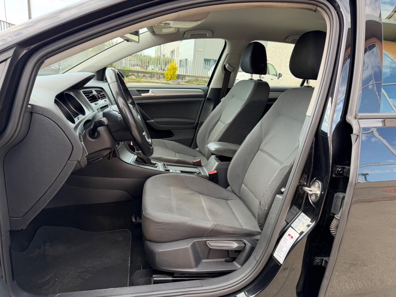 Volkswagen Golf 2.0 TDI DSG 5p. Highline BlueMotion Technology