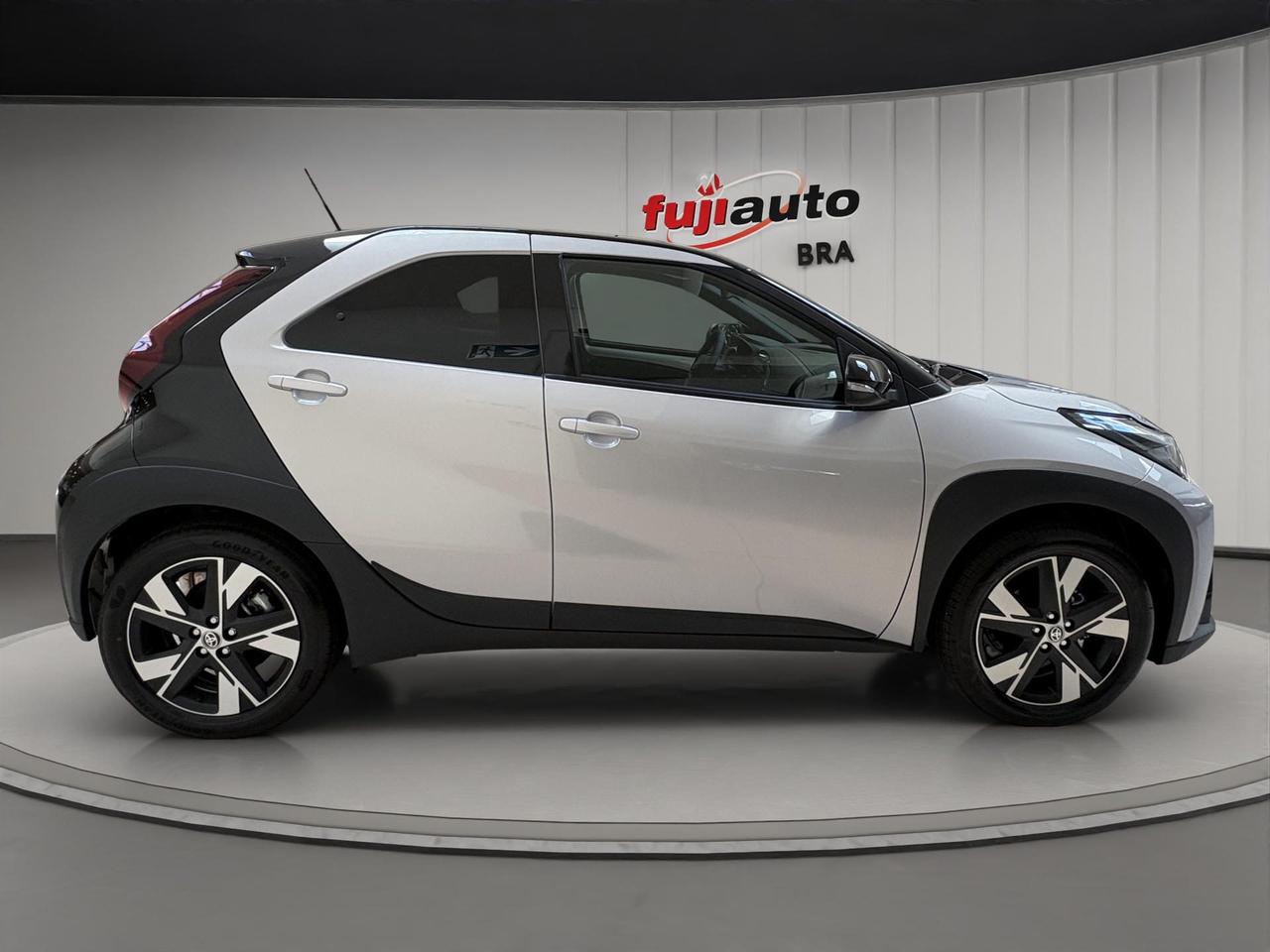 Toyota Aygo X 1.5 hybrid Icon e-cvt