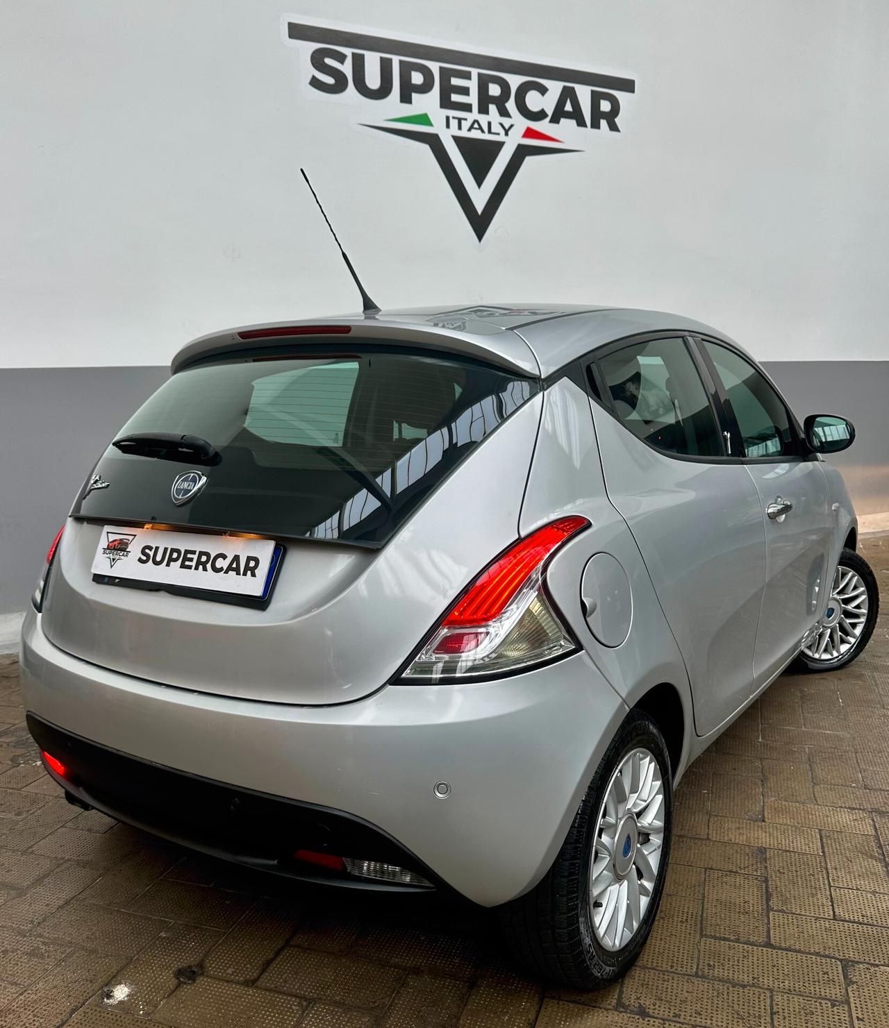 Lancia Ypsilon 1.2 Benz, Euro 6B, Uni propri, pari al nuovo