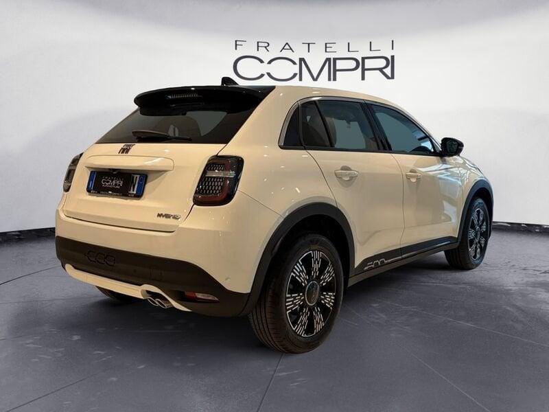 FIAT 600 1.2 Hybrid 145cv