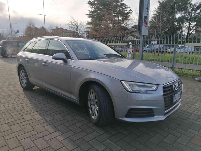 AUDI A4 Avant 40 TDI S tronic Business