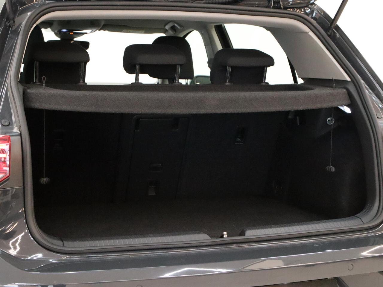 Volkswagen Golf, VIII 2020 1.0 tsi evo Life 110cv NEOPATENTATI *IVA ESPOSTA*