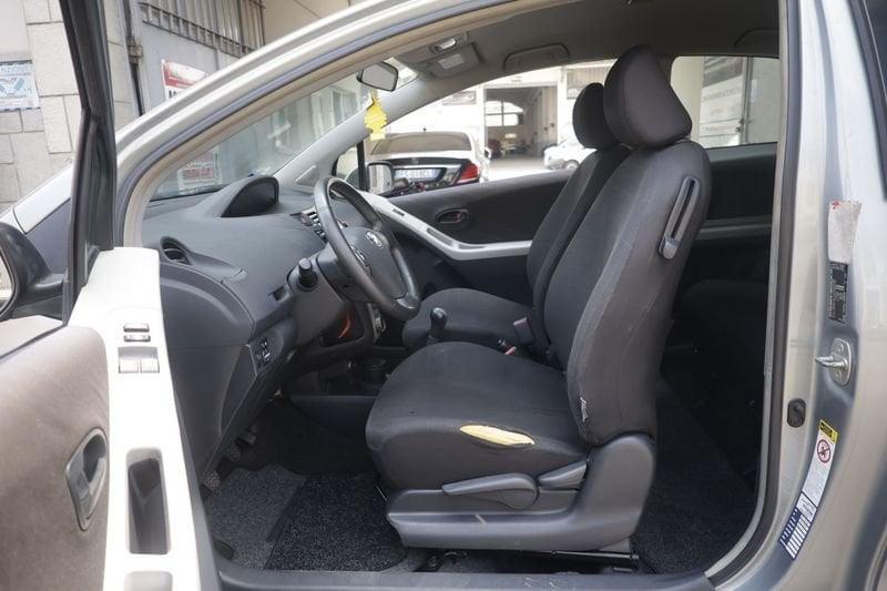 Toyota Yaris Toyota Yaris 3p 1.0 ANNO 2006