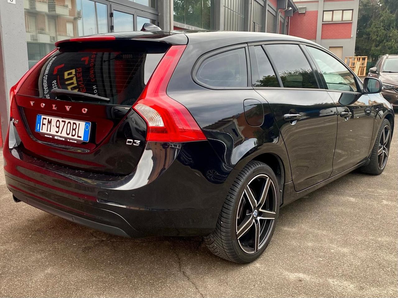 Volvo V60 D3 Geartronic Summum