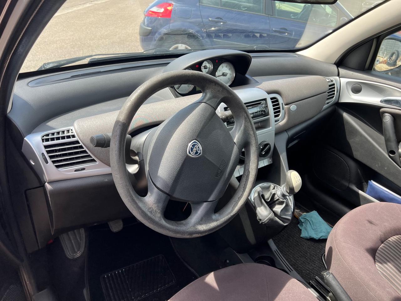 Lancia Ypsilon 1.2 69 CV Diva