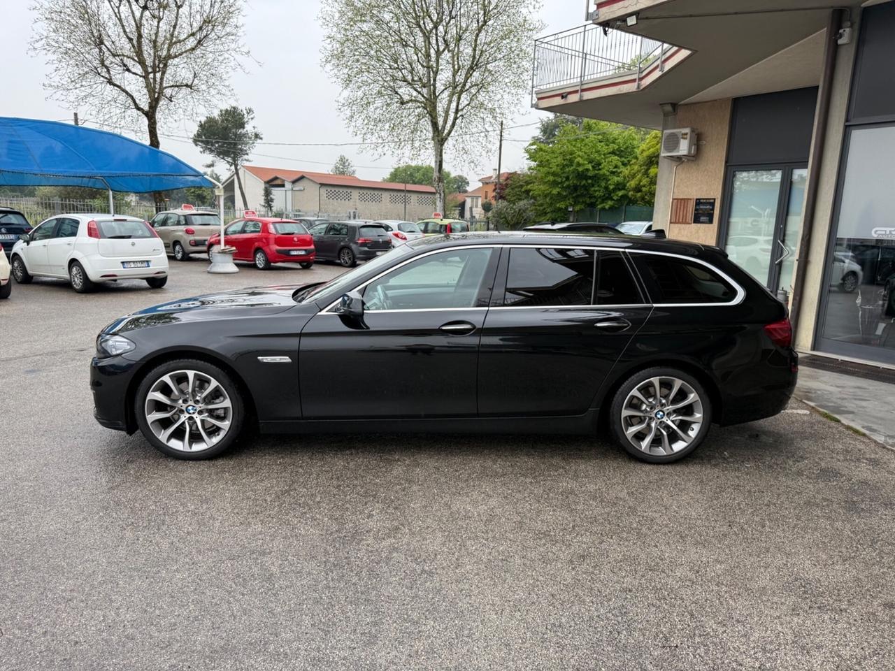 Bmw 520d Touring Luxury - Cambio Automatico