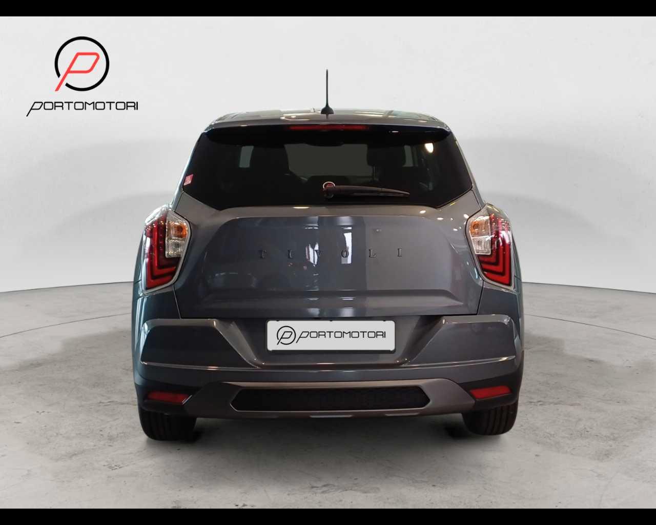 KGM TIVOLI B 1.5 2WD MT 135CV FL24