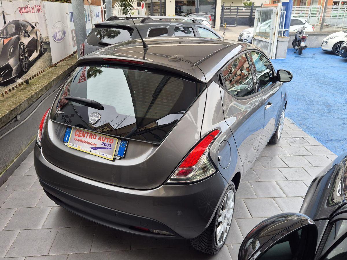 LANCIA - Ypsilon - 1.2 69 CV 5p. Gold