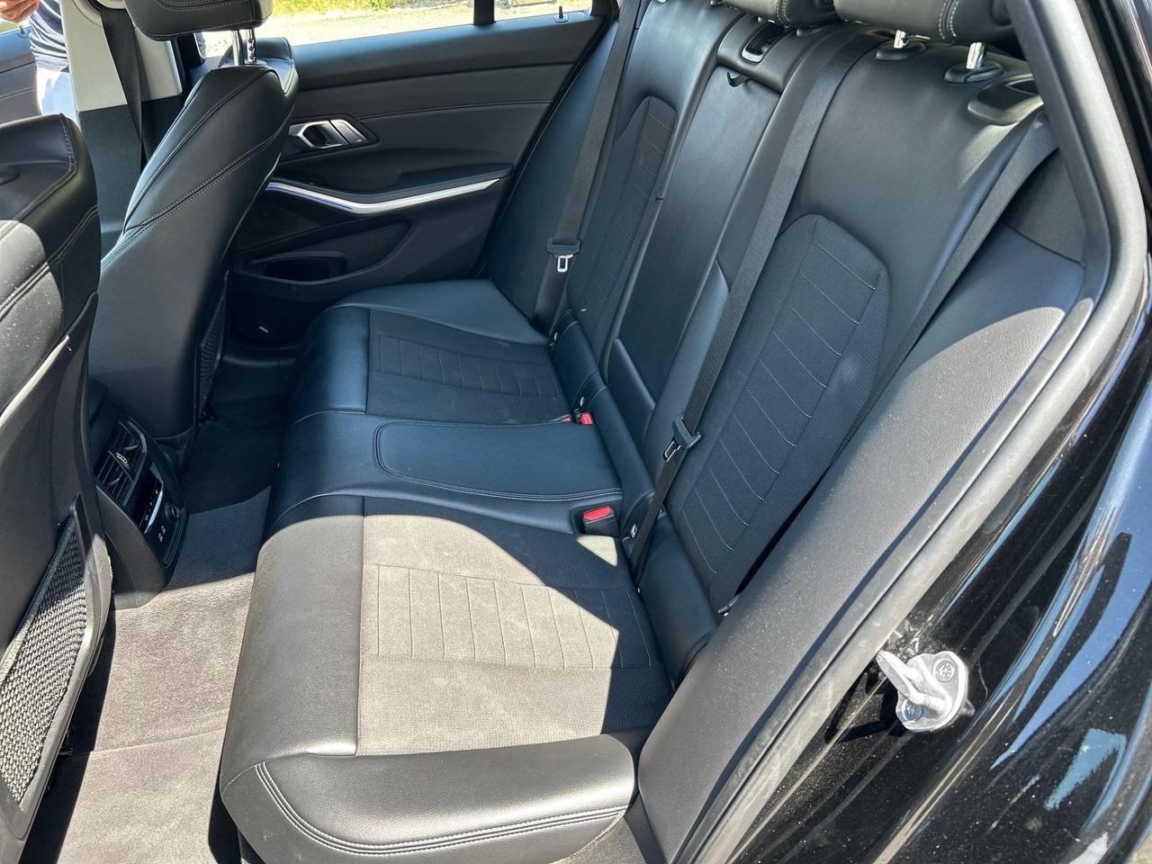 Bmw 320 Sport 320 i #6036
