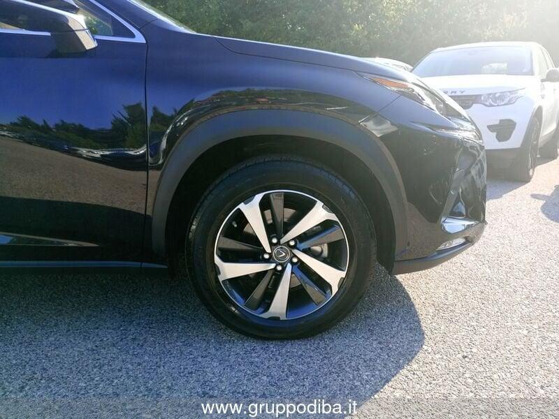 Lexus NX I 2018 300h 2.5 Luxury 4wd cvt