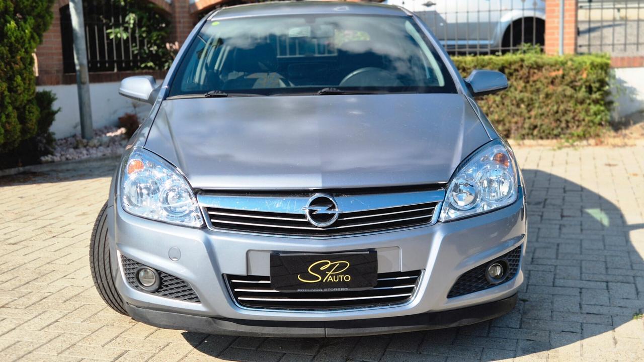 Opel Astra 1.6 BENZ ,5p /ok neopatentati/Frizione nuova