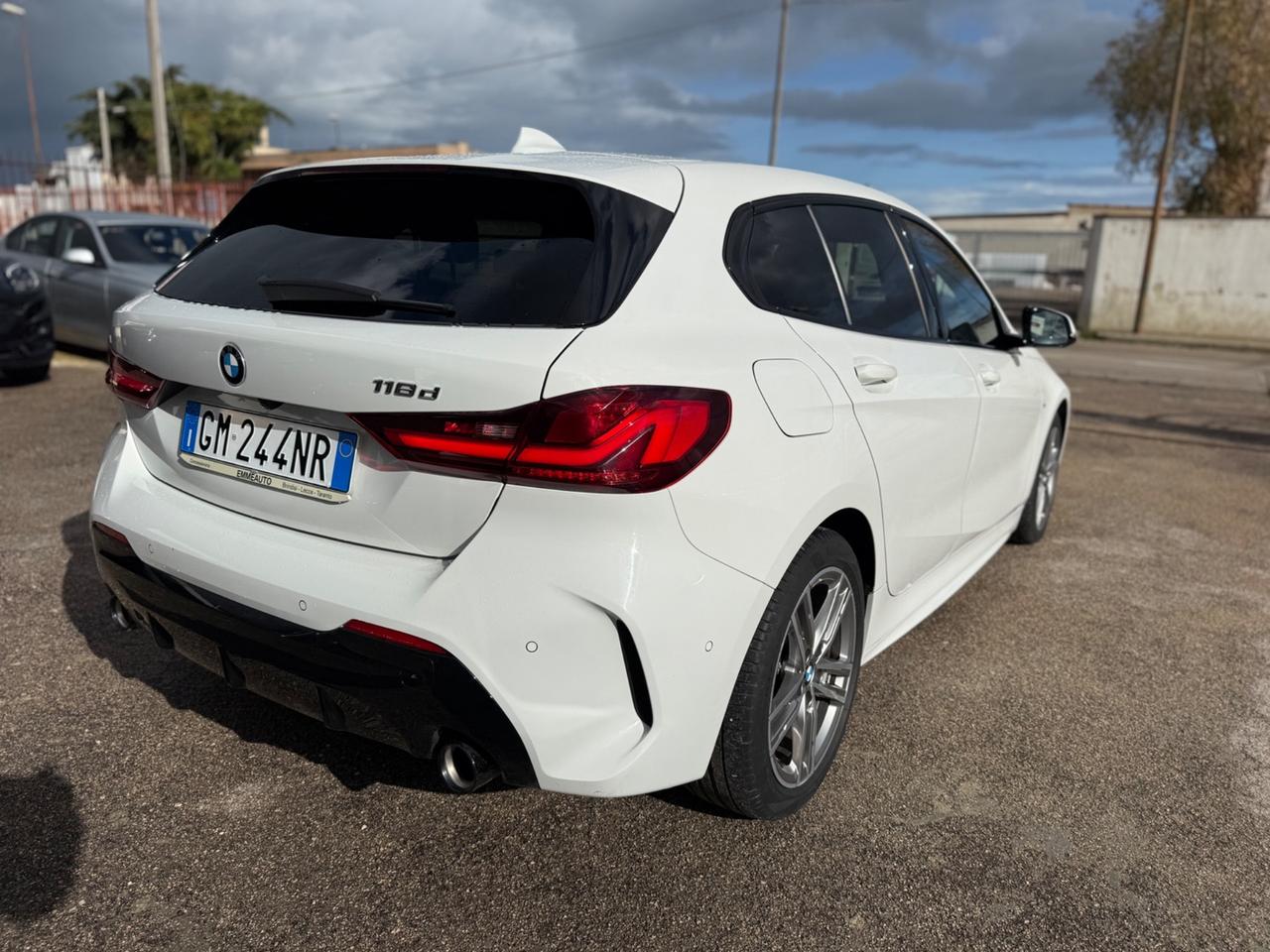Bmw 118 118d 5p. Msport