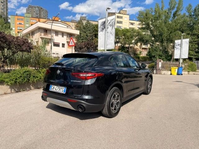 Alfa Romeo Stelvio 2.2 Turbodiesel 160 CV AT8 RWD Super Business